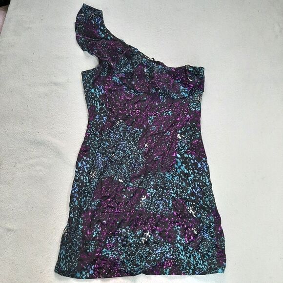 Charlie Jade Silk Mini Dress Size M - Picture 1 of 14